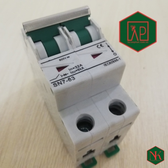 MCB DC 2P 32A-800V SUNNOM 
